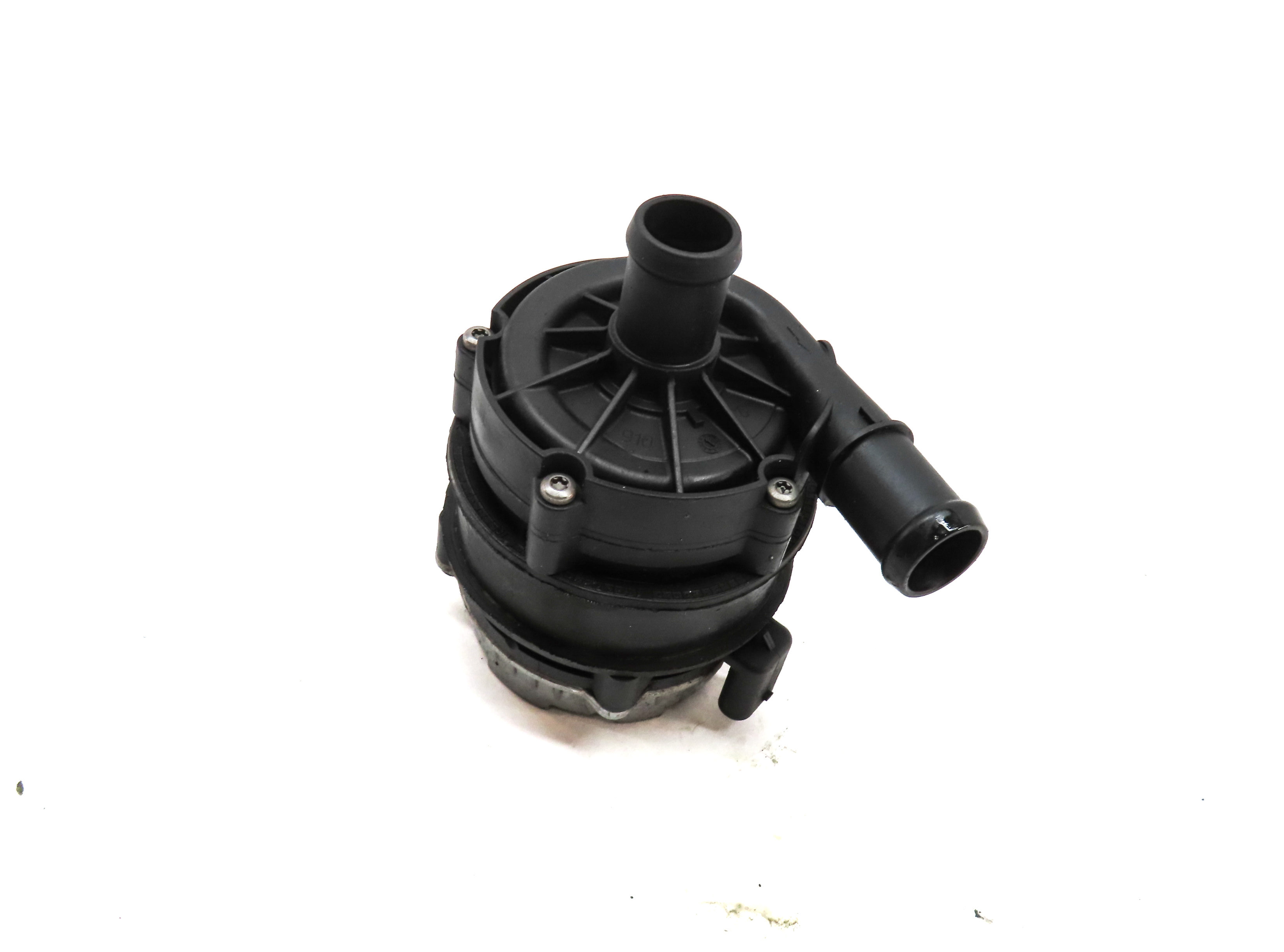 2017 AUDI A3 E-TRON (8V) 1.4L HYBRID (CXUA) ENGINE AUXILIARY WATER COOLANT PUMP — exact item pictured